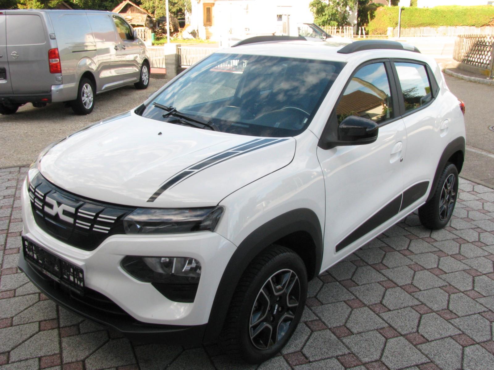 Dacia Spring Essential Farbdisplay Kamera PDC Navi