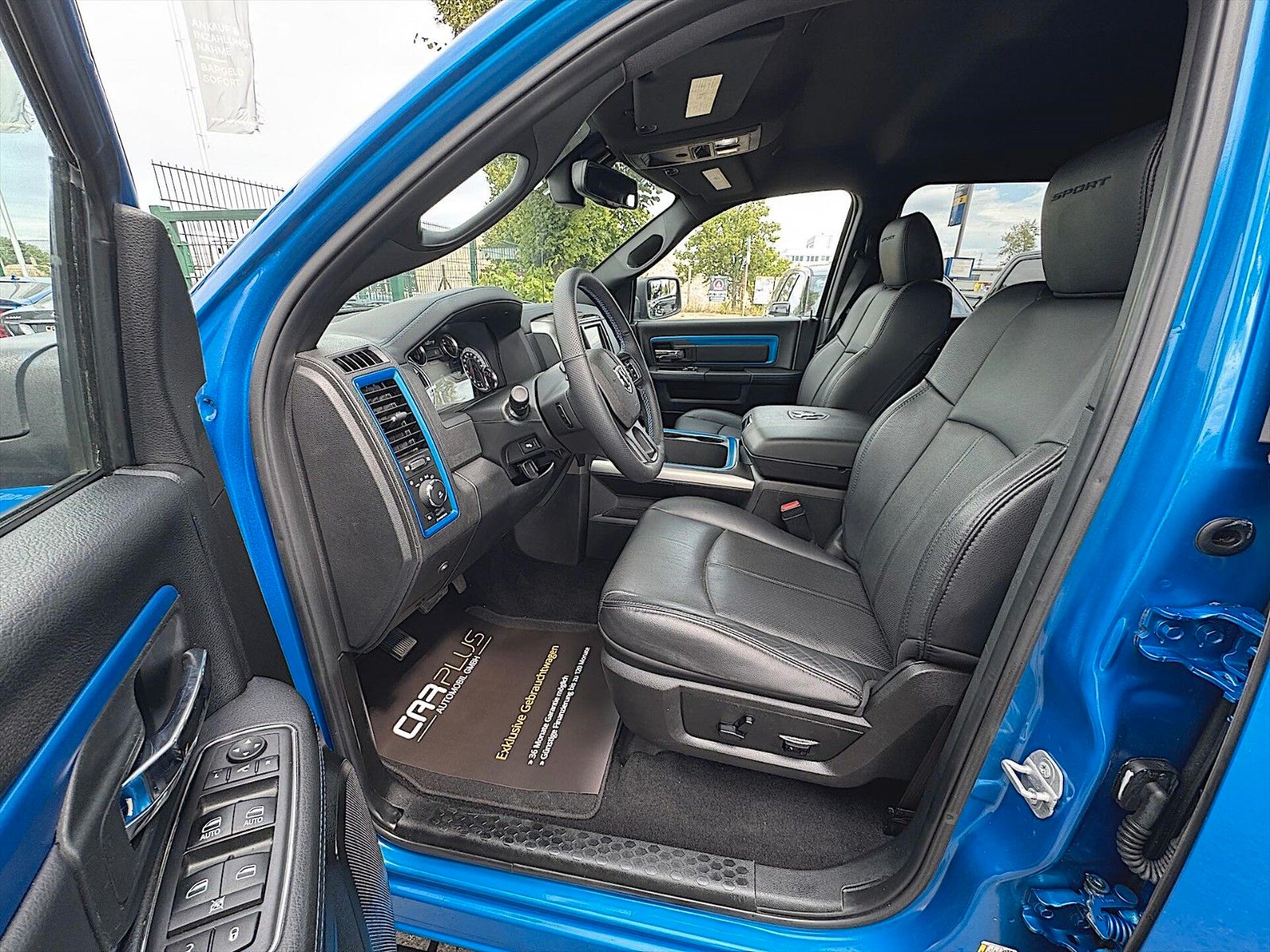 Fahrzeugabbildung Dodge RAM 5.7 V8 HEMI SPORT Offroad NIGHT 4x4 LED 19%