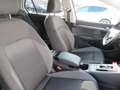 VW Golf VIII 2.0 TDI Active DSG LED Nav Ahk Rfk 16' VW Golf VIII 2.0 TDI Active DSG LED Nav Ahk Rfk 16'