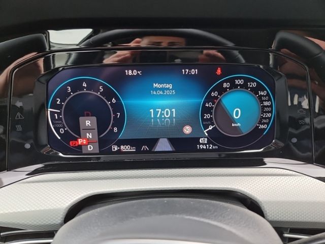 Fahrzeugabbildung Volkswagen Golf 1,5 l eTSI MOVE IQ.DRIVE STHZG KAMERA AHK N
