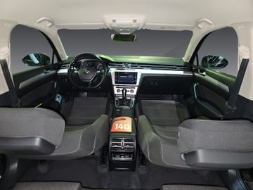Volkswagen Passat Variant - 9