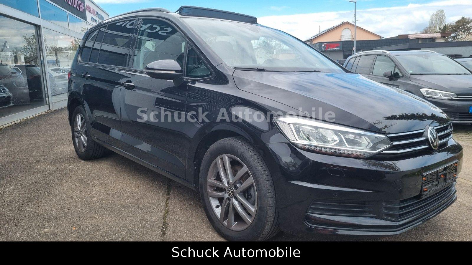Volkswagen Touran 2.0 TDI DSG Panorama elHeck AHK Navi ACC