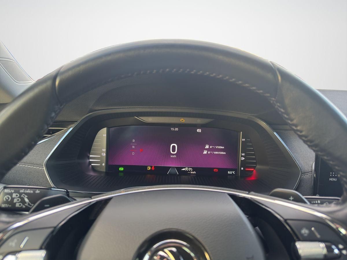Fahrzeugabbildung SKODA Octavia Combi Style 1.4 TSI iV 150 kW