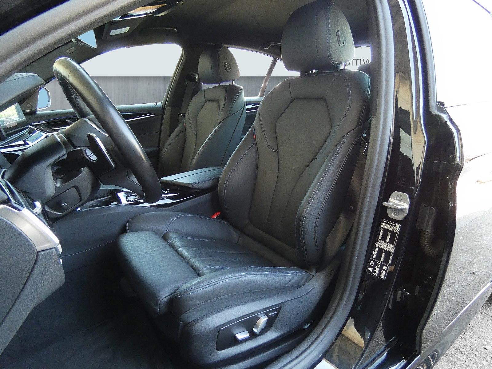 BMW M550i xDrive Limousine M Sport Navi+Kamera+ACC