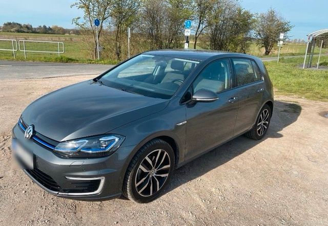 Volkswagen E - Golf