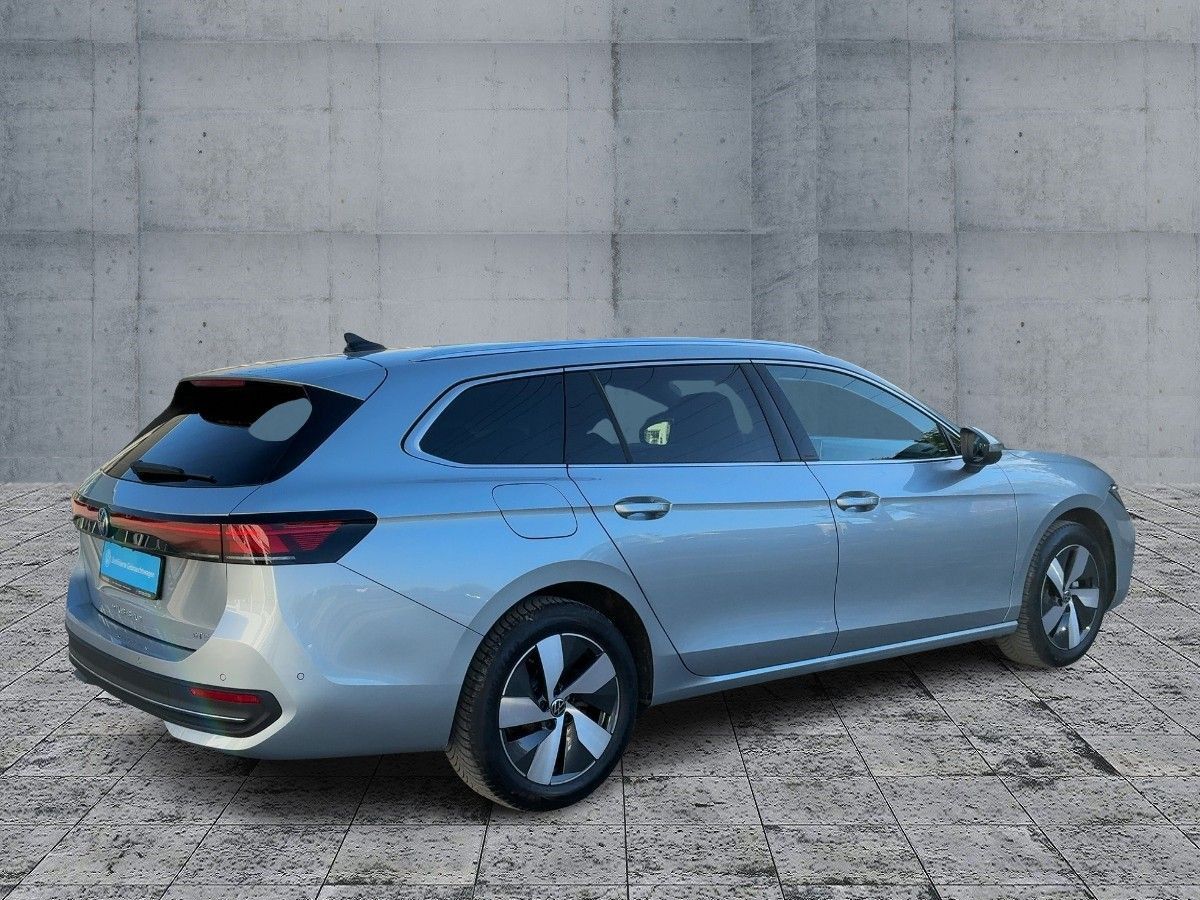 Volkswagen Passat Variant - Bild 6