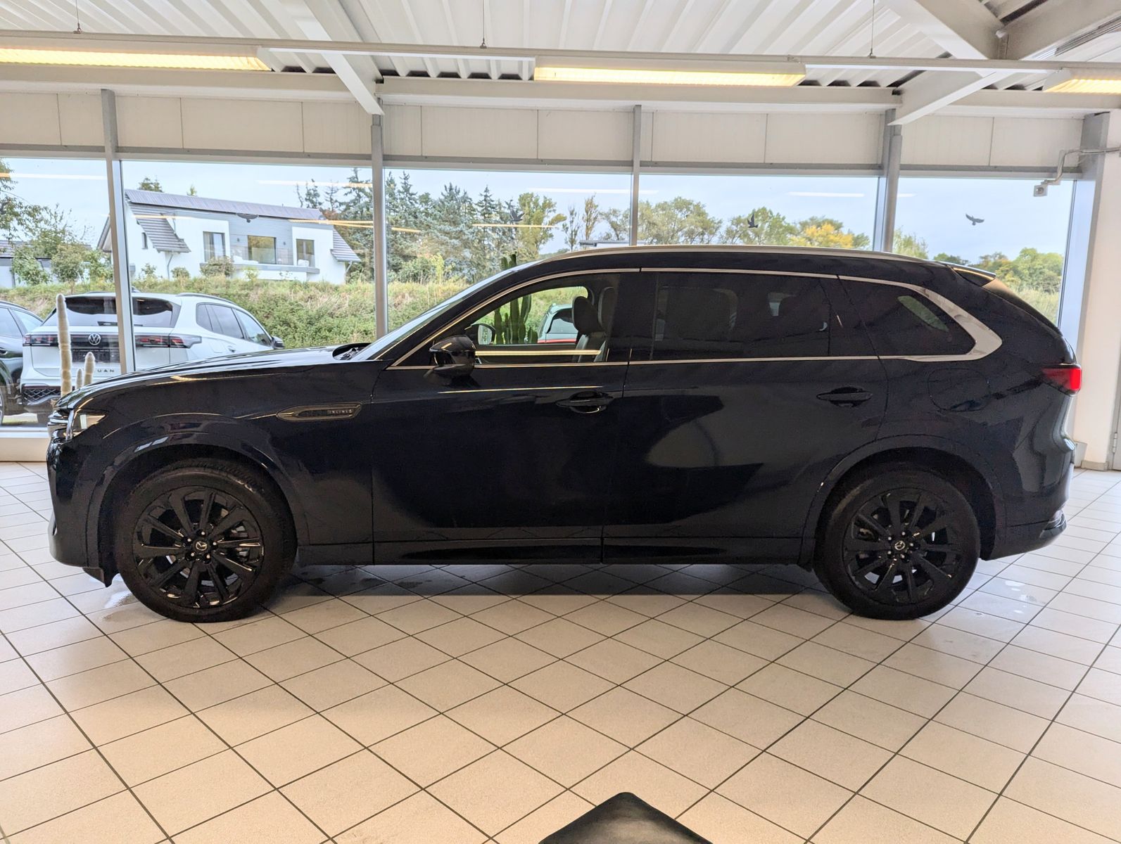 MAZDA CX-80 3.3L E-SKYACTIV D 254 HOMURA+ 7-Sitze Pano - Image 4