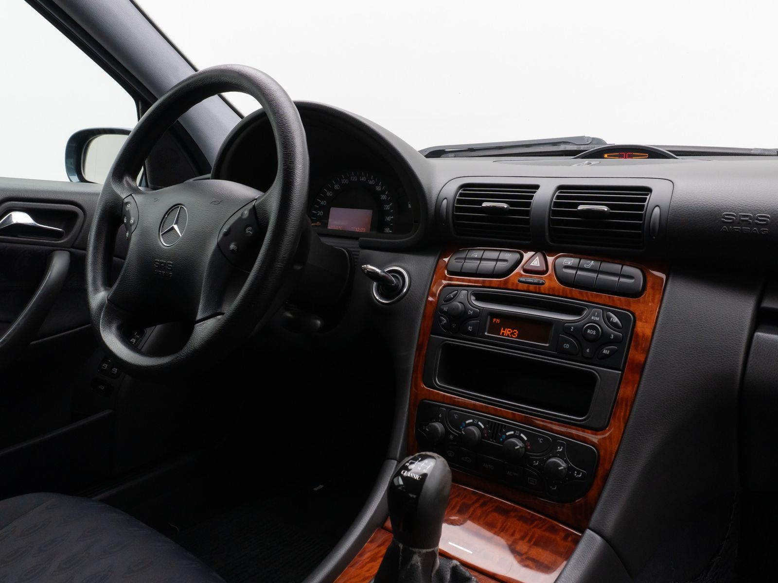 Fahrzeugabbildung Mercedes-Benz C 180 Limousine Kompressor Tempomat PDC