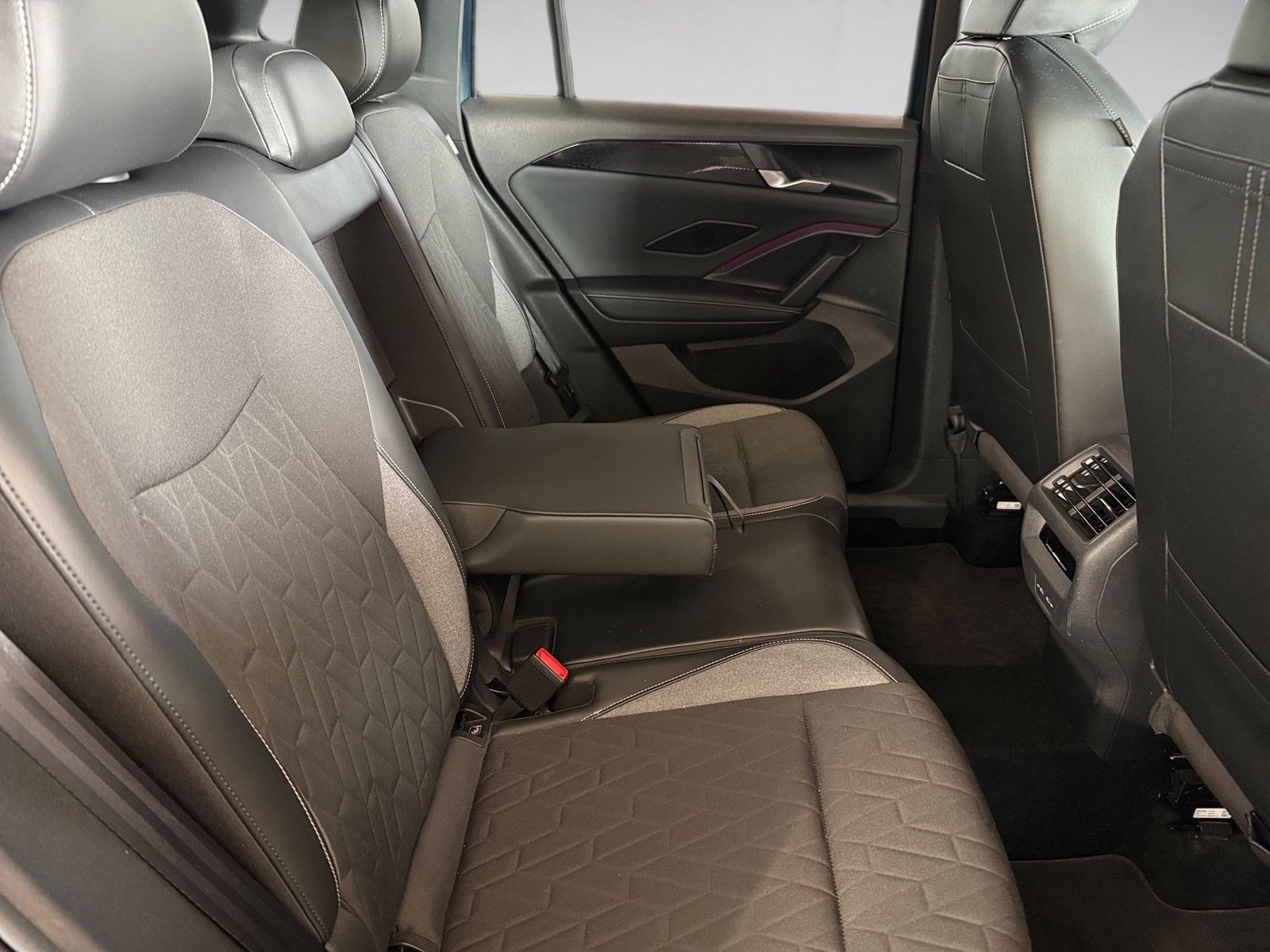 Volkswagen Tiguan - Bild 11
