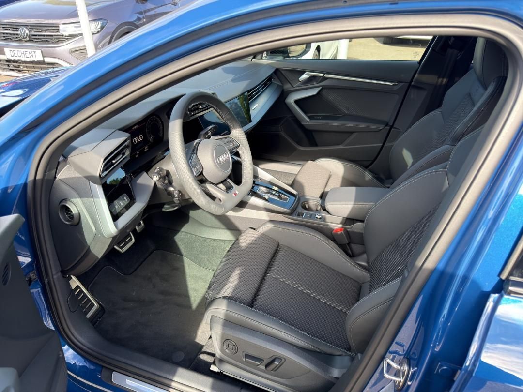 Fahrzeugabbildung Audi A3 Sportback TFSI e S line , MATRIX, S Line, Fah
