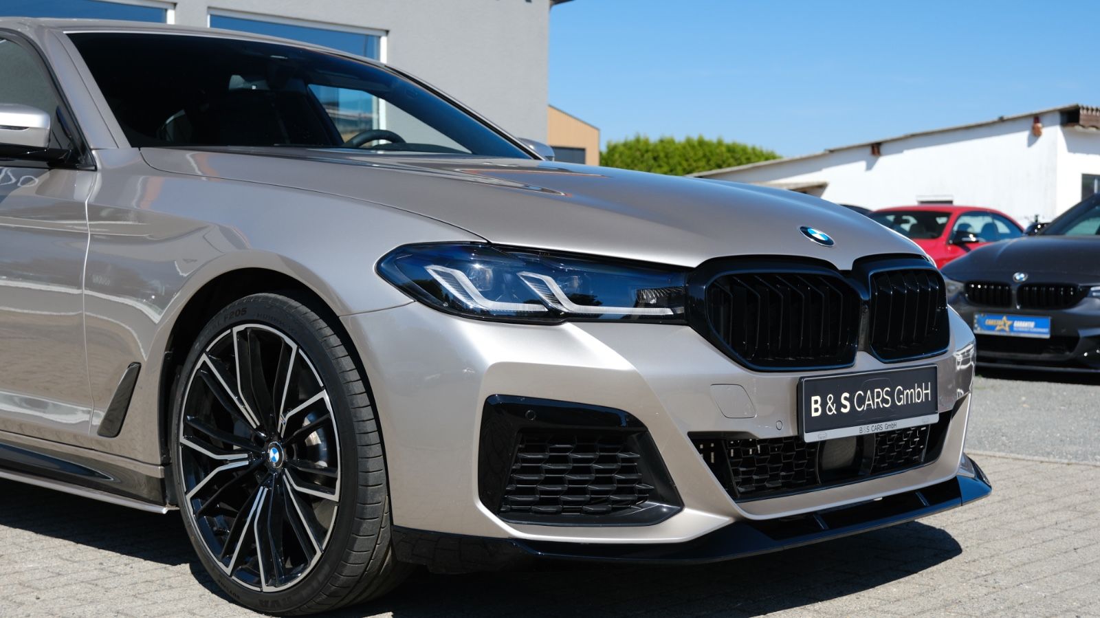 BMW 540i  M.pak M-Perf  Lci Lacer Look foto 4