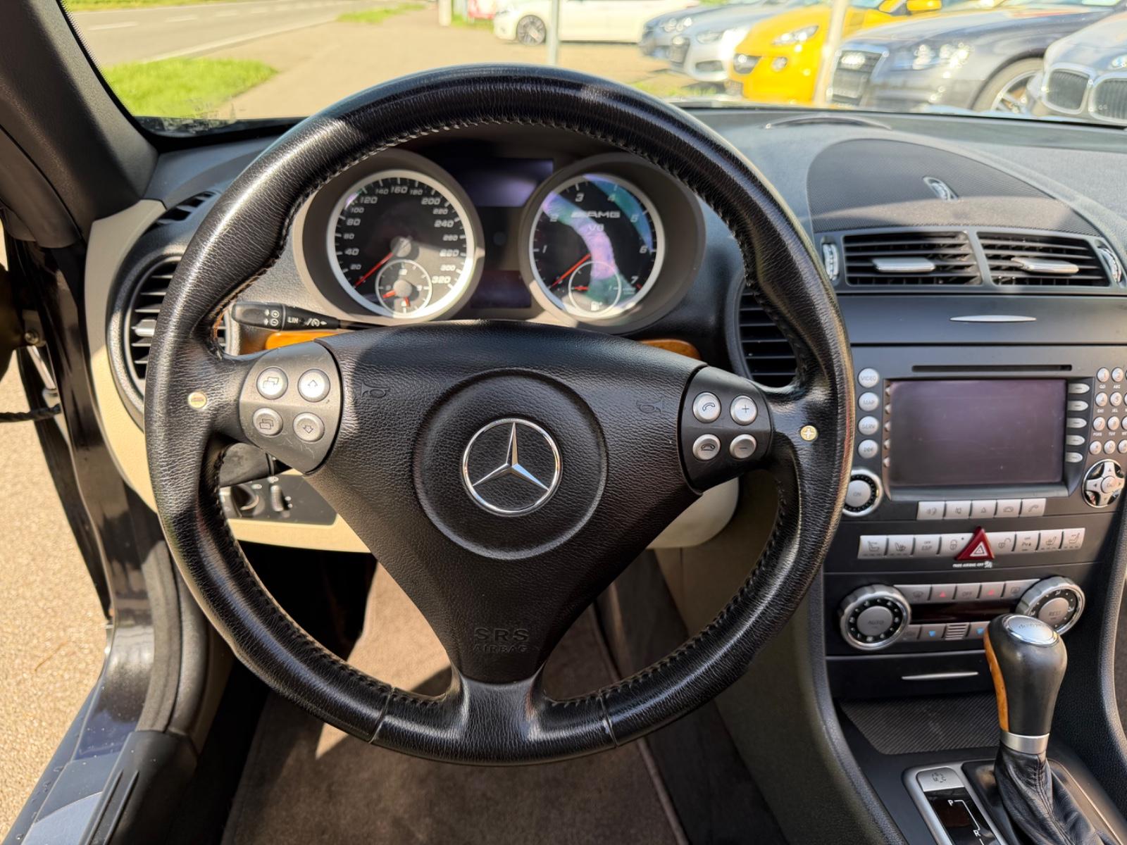 Mercedes-Benz SLK 55 AMG Roadster 360ch - 1 ère main - Navi - Sièges chauffants - Pneus été
