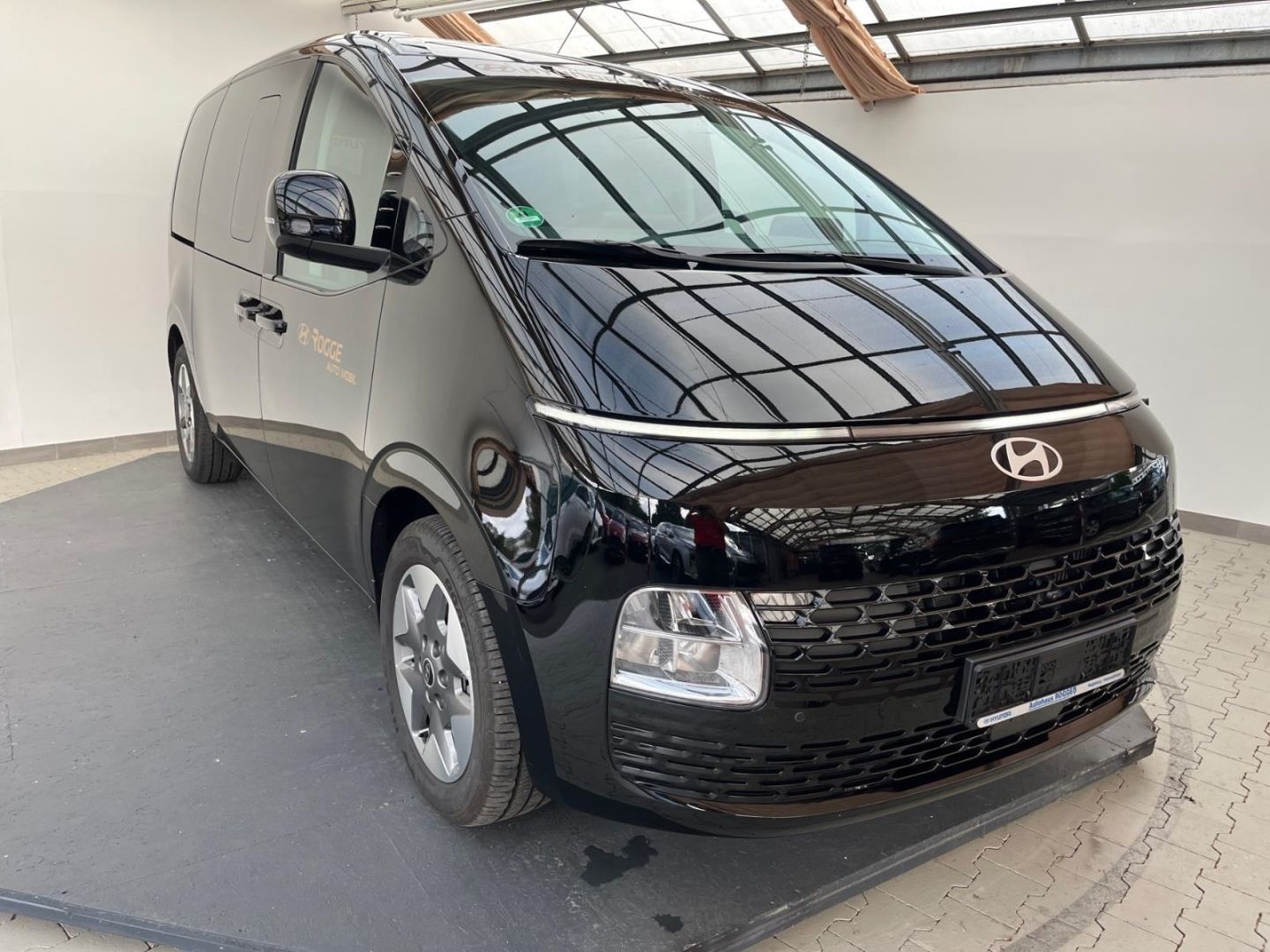 Hyundai Staria – Bild 2
