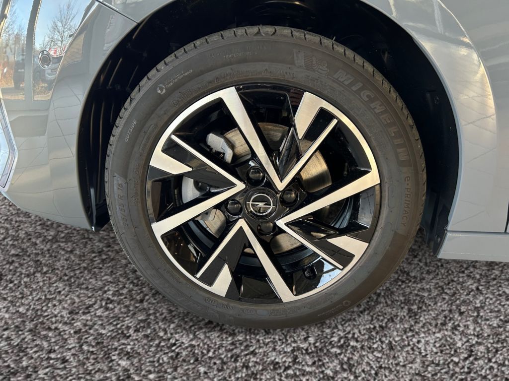 Fahrzeugabbildung Opel Corsa 1.2 Direct Injection Turbo Hybrid 48 V GS