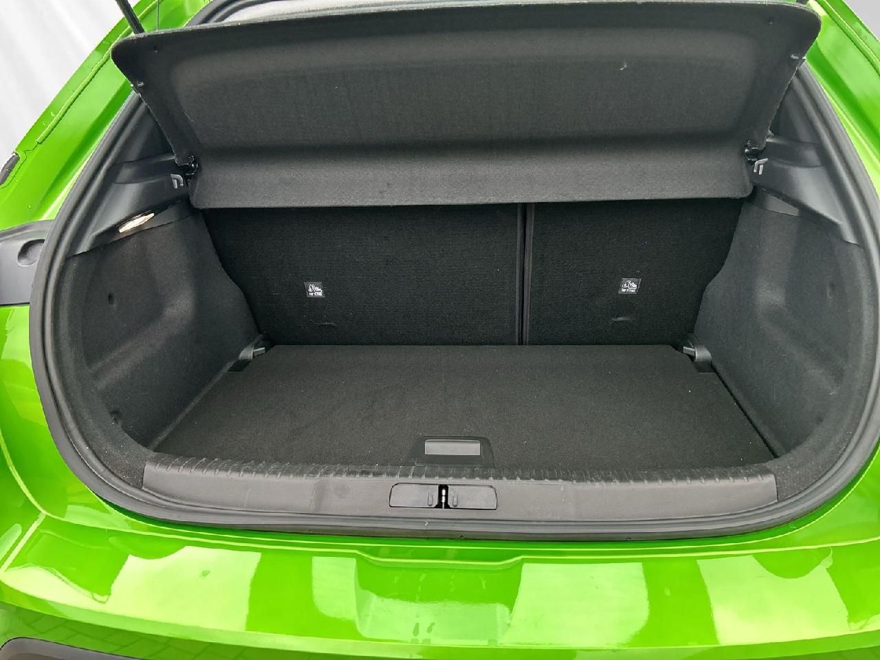 Fahrzeugabbildung Opel Mokka Elegance, Automatik, AHK
