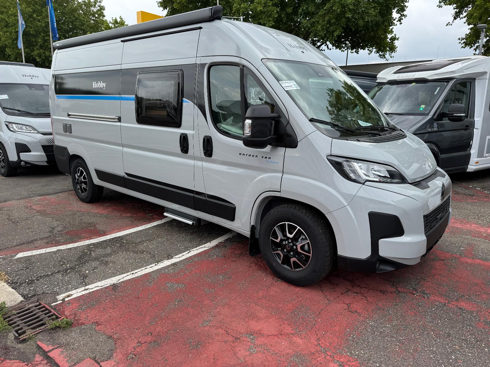 Hobby Ontour Van 600FT Solaris Lithium/Solar 260 WP