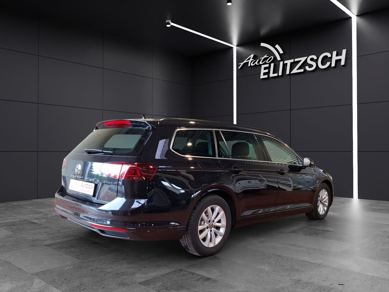 Fahrzeugabbildung Volkswagen Passat Variant TDI Business DSG Matrix AHK Navi