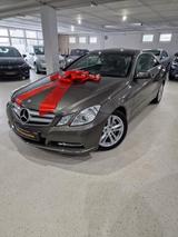 Mercedes-Benz E 250 Coupé E 250 CDI BlueEFFICIENCY AVANTG. - Mercedes-Benz E 250: Coupe, Cdi