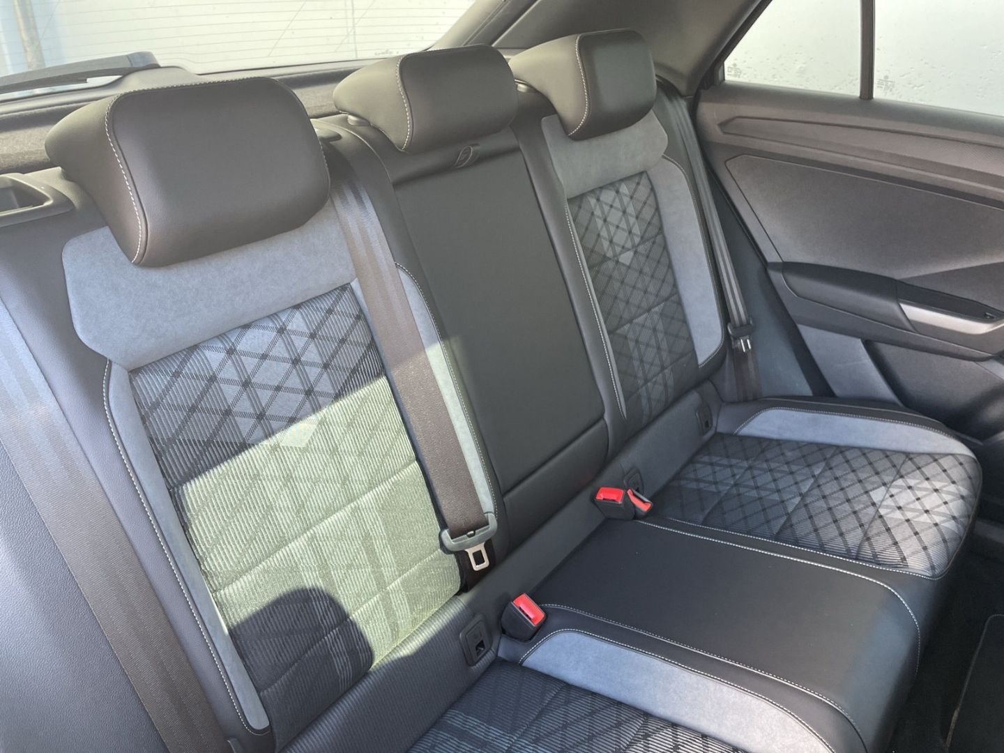 T-Roc 1.5 TSI DSG R-Line Pano/Kamera/IQ.LIGHT/AC