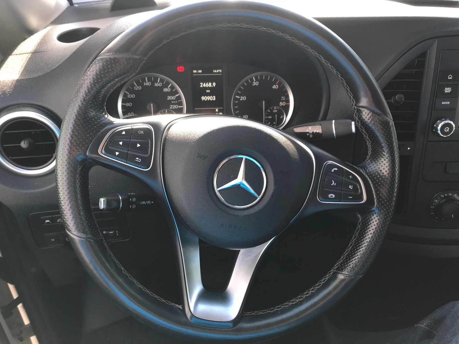 Fahrzeugabbildung Mercedes-Benz Vito Kasten 114 RWD extrala,Automatic,90910Km