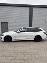 BMW 320d Touring Automatik M Paket - BMW 3er Reihe: Kombi, M Paket