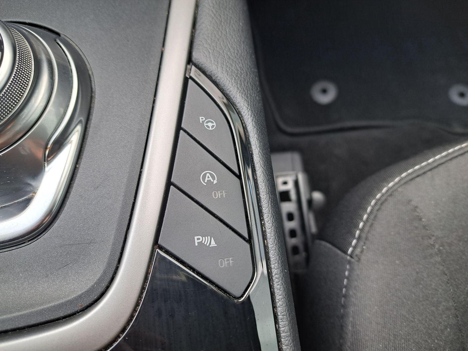 Fahrzeugabbildung Ford Galaxy 2.0 EcoBlue 7-SITZE AUTOMATIK PARK-ASSIST