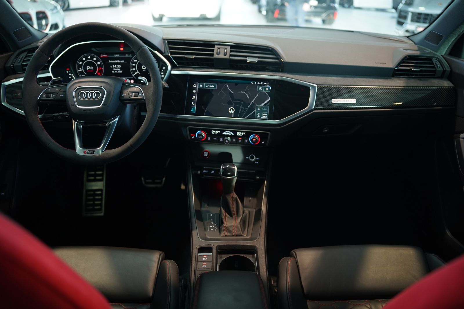 Audi Rsq3