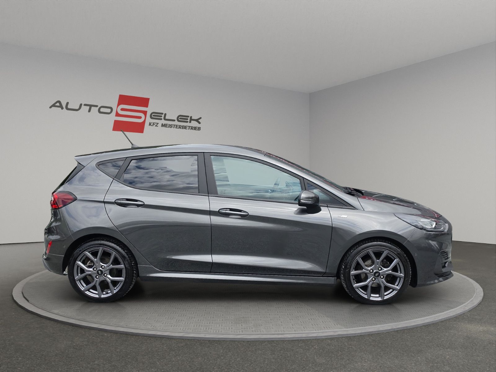 Fahrzeugabbildung Ford Fiesta ST-Line X AUTOMATIK+LED+KAMERA+PDC+SHZ