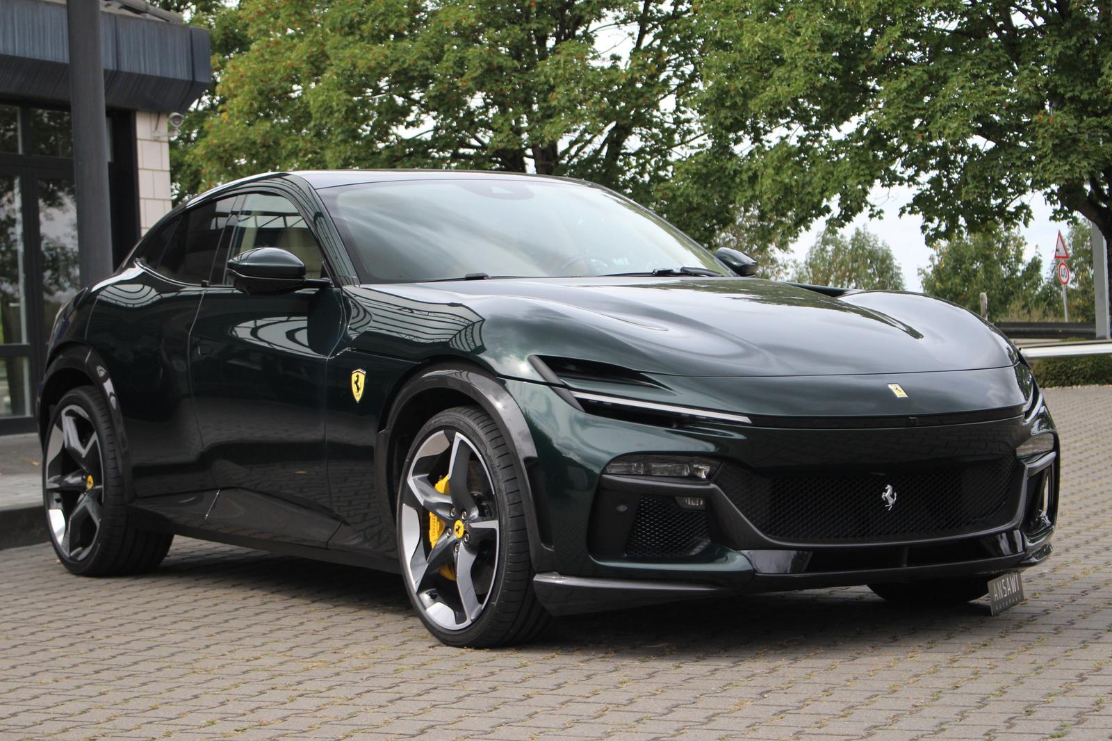 Ferrari Purosangue Carbon außen innen Pano 23 Zoll 2025