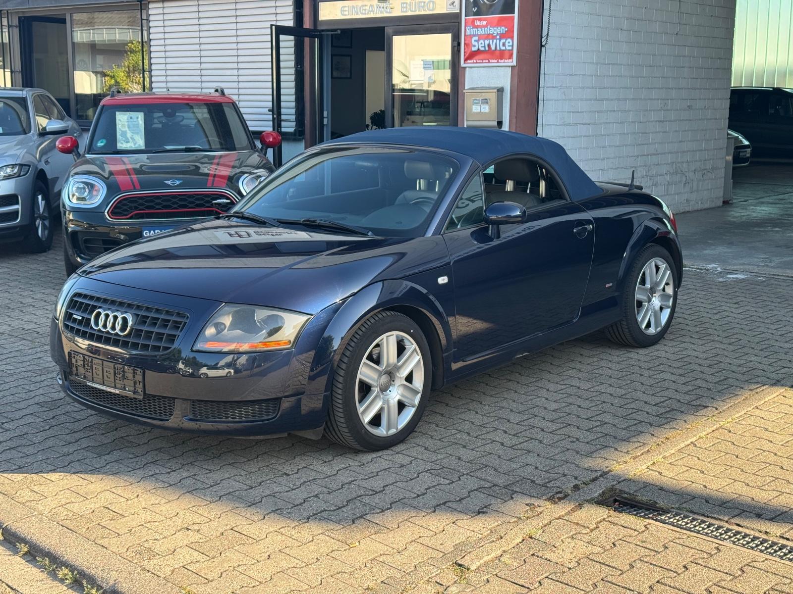 Audi TT Roadster 1.8T quattro 132 kW | S-line