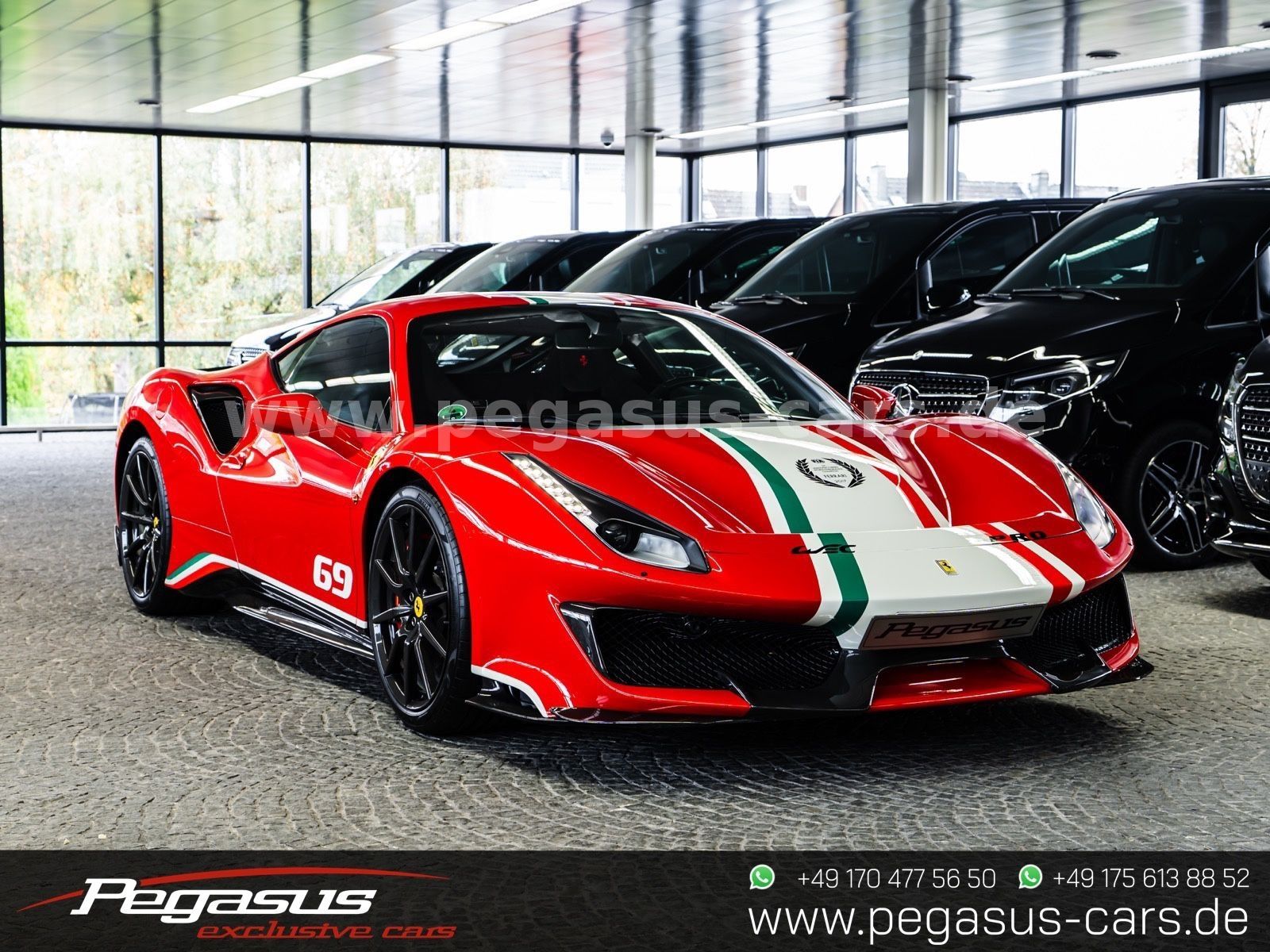 FERRARI 488 Pista - 4