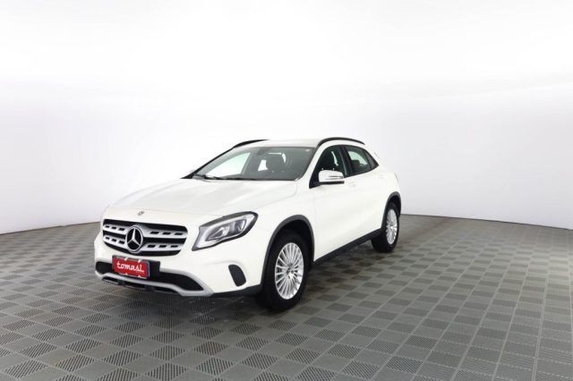 Mercedes-Benz MERCEDES-BENZ CLA sse GLA GLA 200 d Automatic Bu