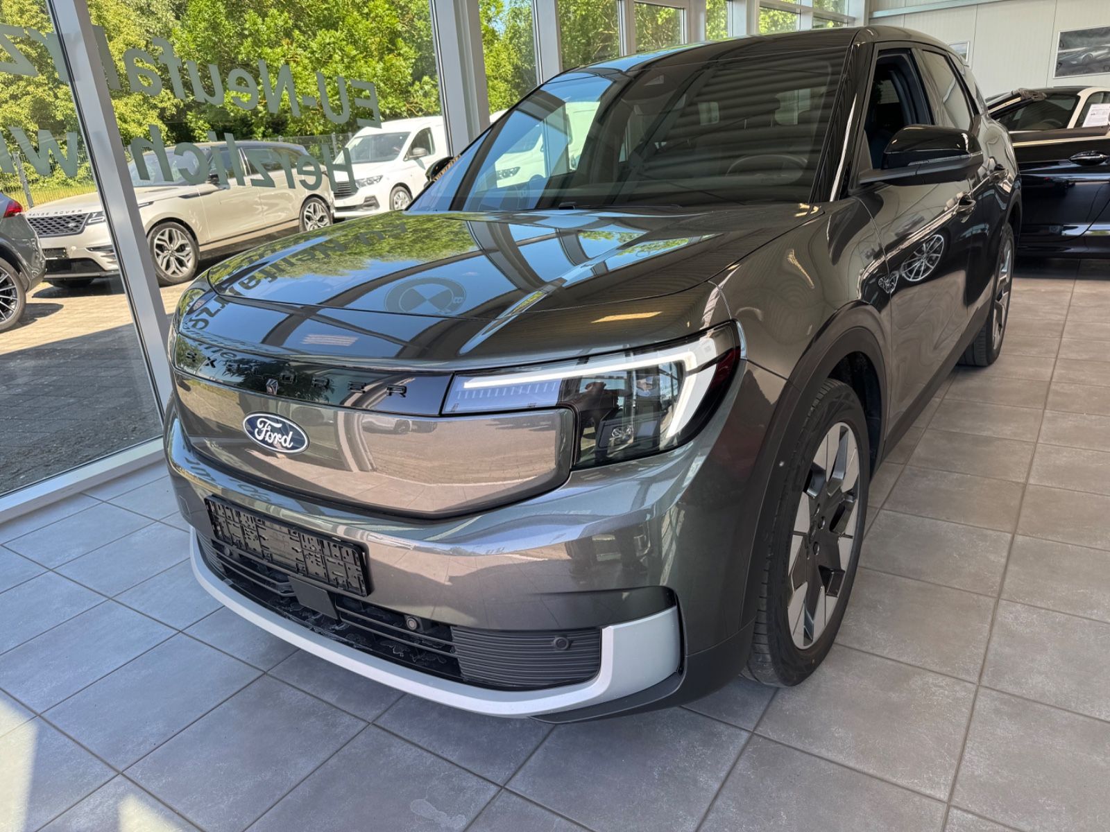 Fahrzeugabbildung Ford Explorer Premium RWD wärmepumpe/heatpump