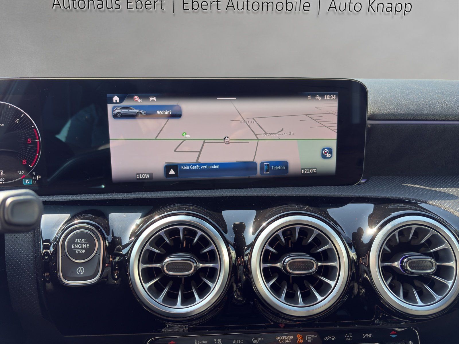 Fahrzeugabbildung Mercedes-Benz A 200 d AMG Pano KEYGO Multibeam SOUND Kamera