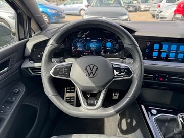 Volkswagen Golf R-Line 1,5 l TSI 130 PS 6-Gang