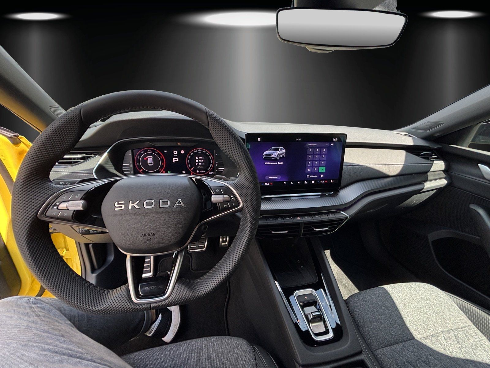 Fahrzeugabbildung SKODA Octavia Combi Sportline 2,0 TDI 110 kW DSG