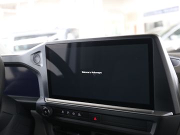 Volkswagen T7 Transporter 2.0TDI 110kW KR LED KAMERA AHK