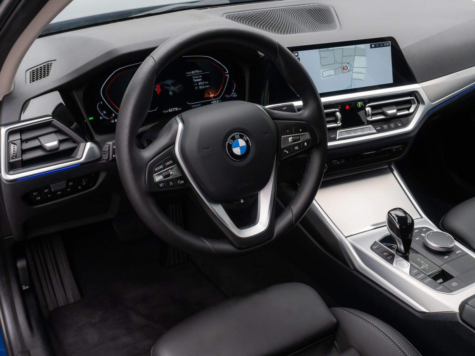 Fahrzeugabbildung BMW 320i Sport Line DAB HiFi CockPitPr Lenkrhz Alarm