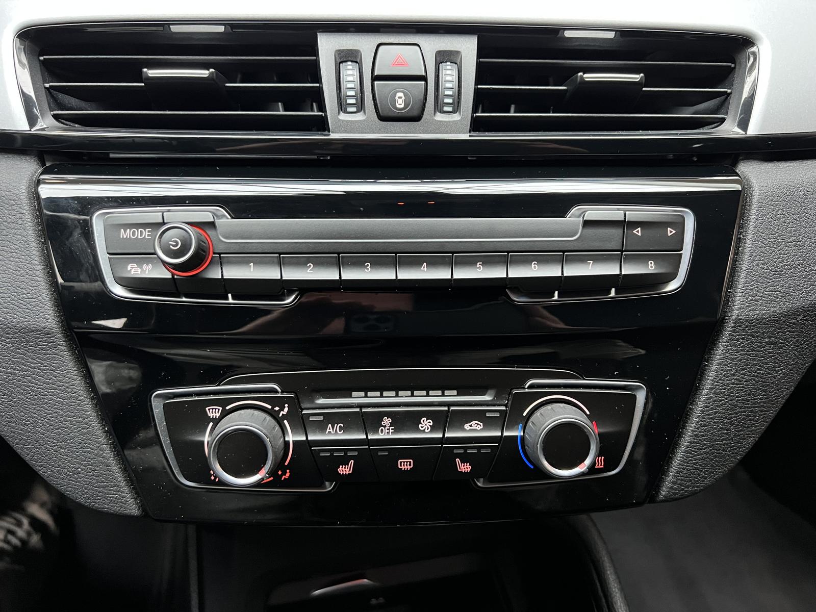 BMW X1 sDrive 18i Navi RFK LED SHZ VOLLFOLIERUNG, миниатюра 21