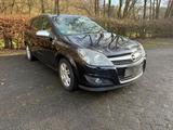 Opel Astra 1.7 CDTI - Opel Astra aus 2009 mit Diesel-Antrieb: Kombi