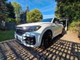Volkswagen Touareg 3.0 V6 TDI 210kW R-Line .Pano,Hub,Allral - VW Touareg Gebrauchtwagen in Leipzig