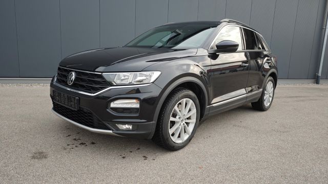 Volkswagen T-Roc Sport mit Panorama & 19"