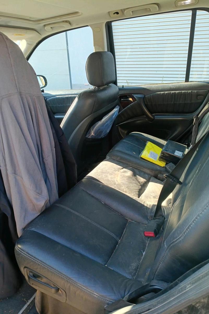 Mercedes-Benz ML270 2004 — photo 10