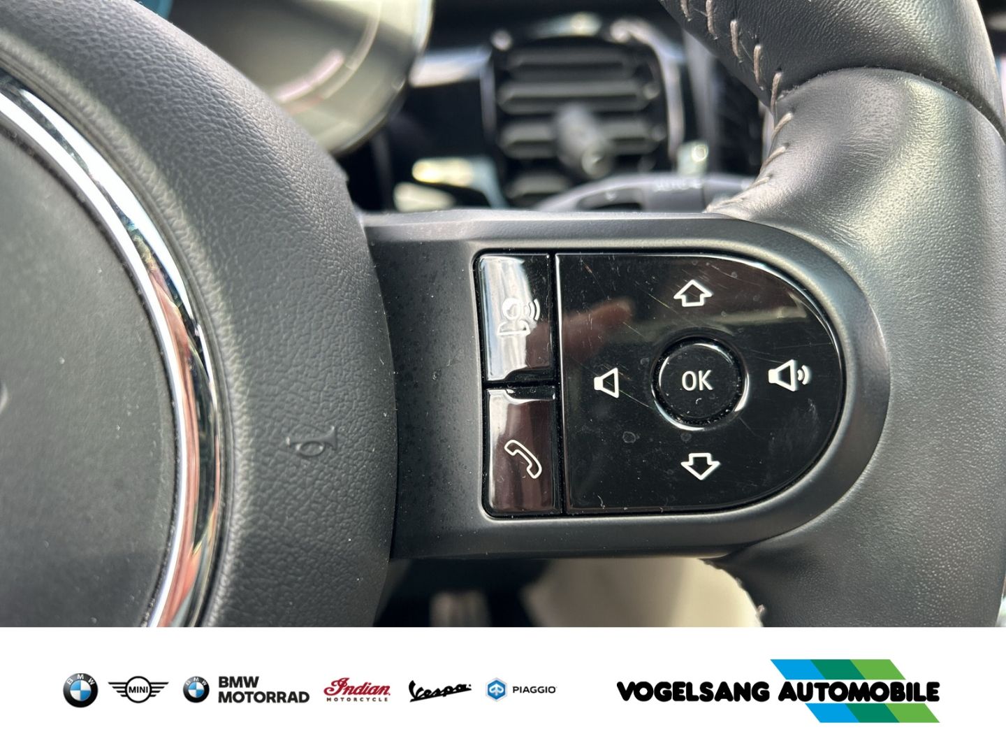 Fahrzeugabbildung MINI Cooper John Cooper Works Trim Vollausstattung Pa