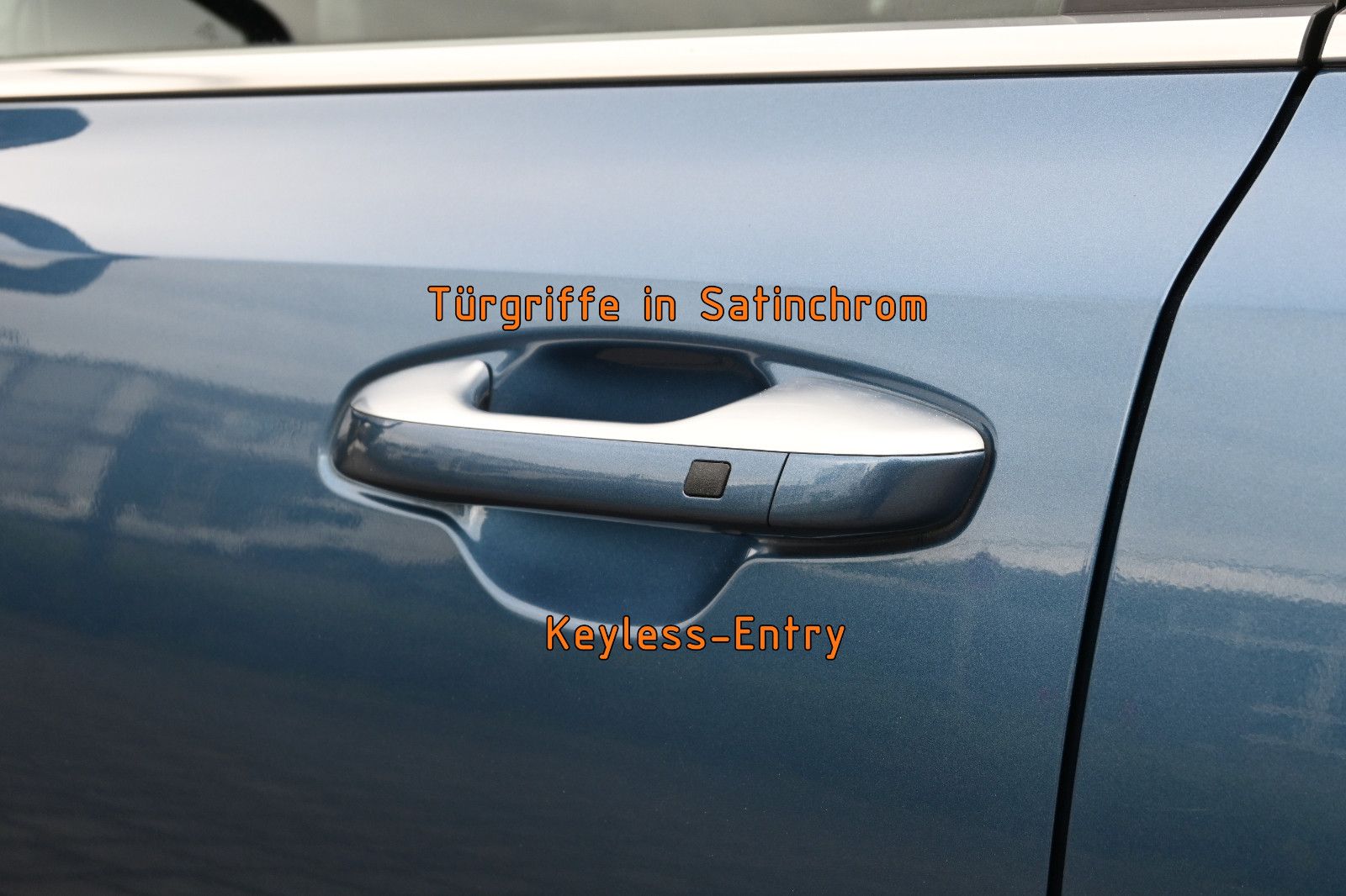 Fahrzeugabbildung Kia Sorento 2.2 CRDi AWD Platinum °AHK°7-SITZE°HUD°