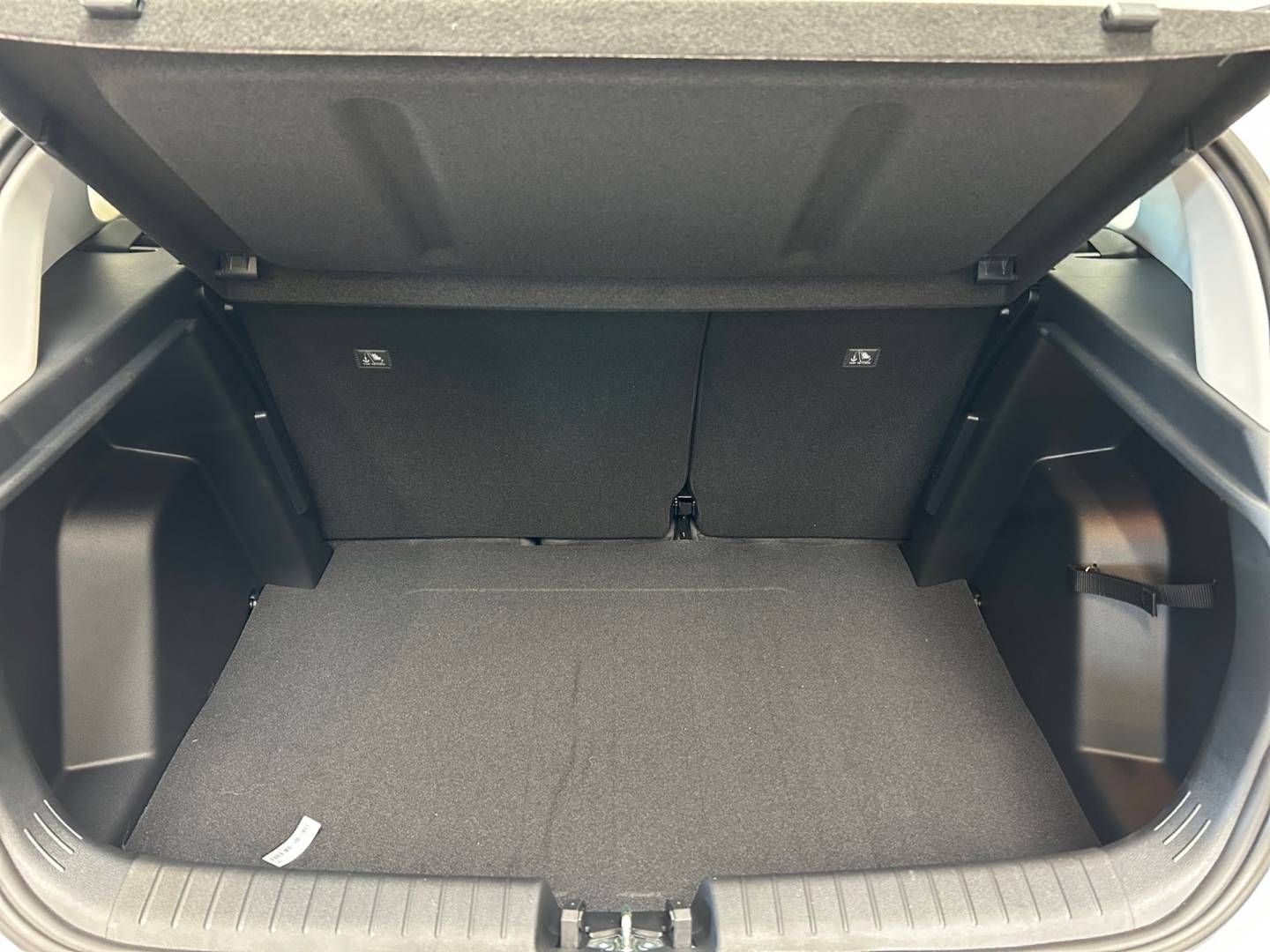 Fahrzeugabbildung Hyundai BAYON SELECT NAVI | Apple CarPlay u. Android Aut
