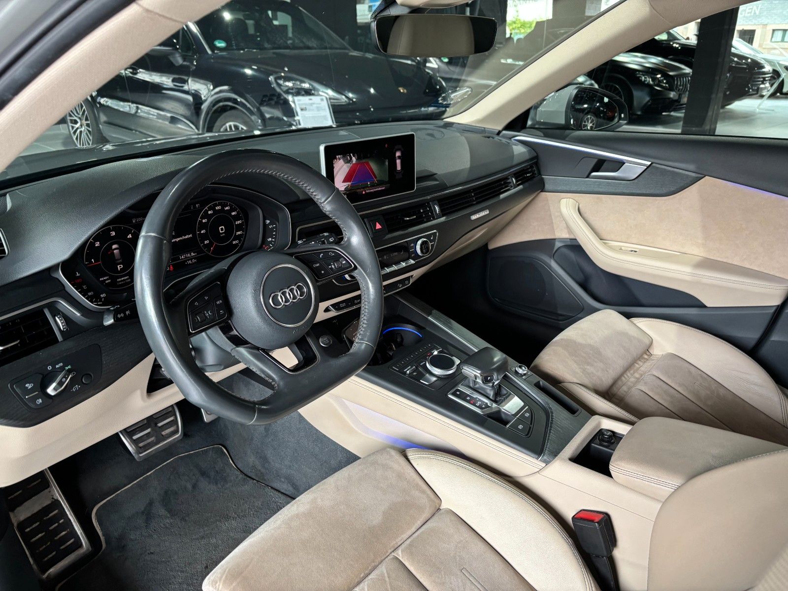 Fahrzeugabbildung Audi A4 Allroad quattro  VIRTUAL/AMBIENTE/KAMERA/SHZ/