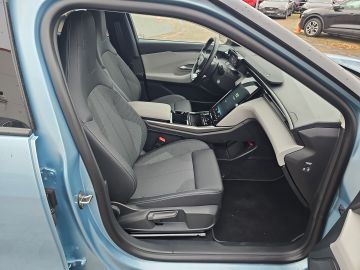 Bild 13 Ford Explorer RWD HUD AHK-el. klappb. El. Fondsitzver