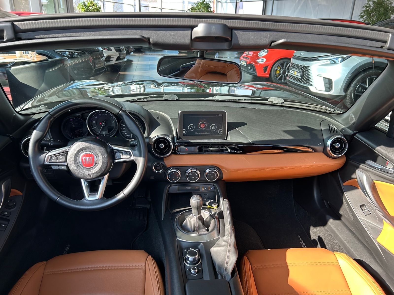 Fahrzeugabbildung Fiat 124 Spider Lusso BOSE RFK KLIMA NAVI SHZ