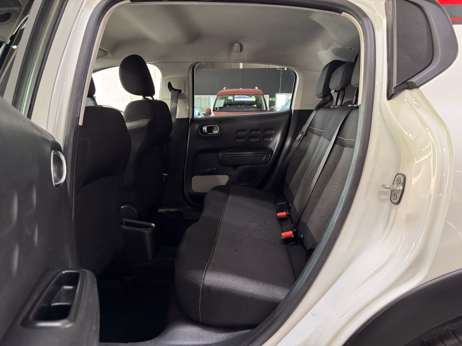 Citroën C3 1.2 FEEL SITZHEIZUNG KLIMA PDC LED 17 ZOLL